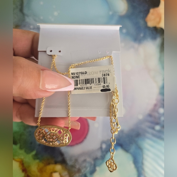 Kendra Scott Gold Dollie Necklace - Picture 4 of 4
